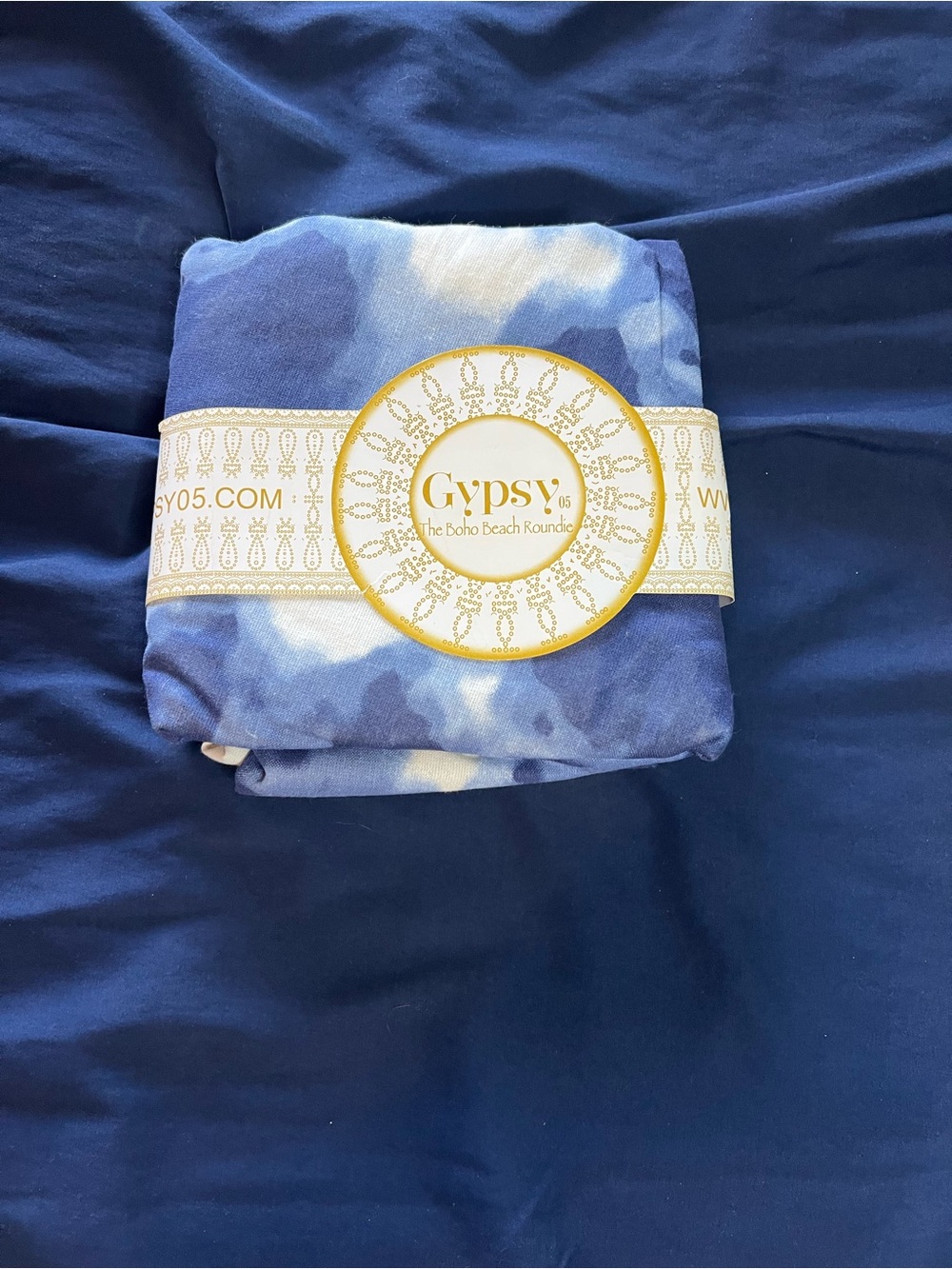 Gypsy 05 Blue and White Tie-Dye Beach Roundie